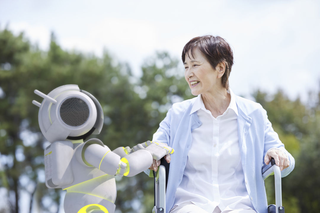 春节老人照护断档多地推“喘息服务”还纳入消费补贴(图1)