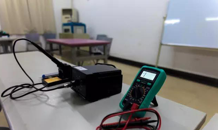 谷歌重启Intrinsic:物理AI的未来与机器人技术的全面升级(图1)