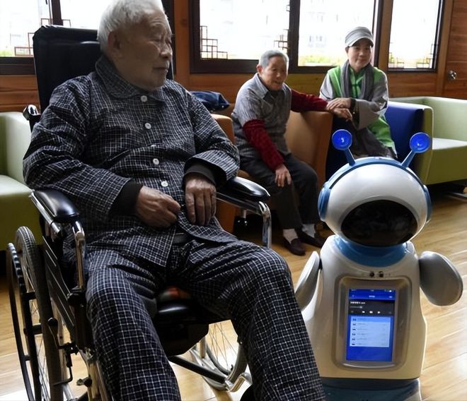 银发经济迎黄金风口养老机器人加速破局(图1)